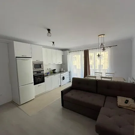 Daire Apartament Iris *